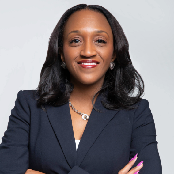 Dr. Lisa Sayles-Adams headshot