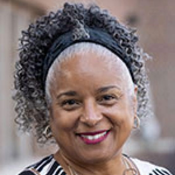 Lesa Clarkson headshot